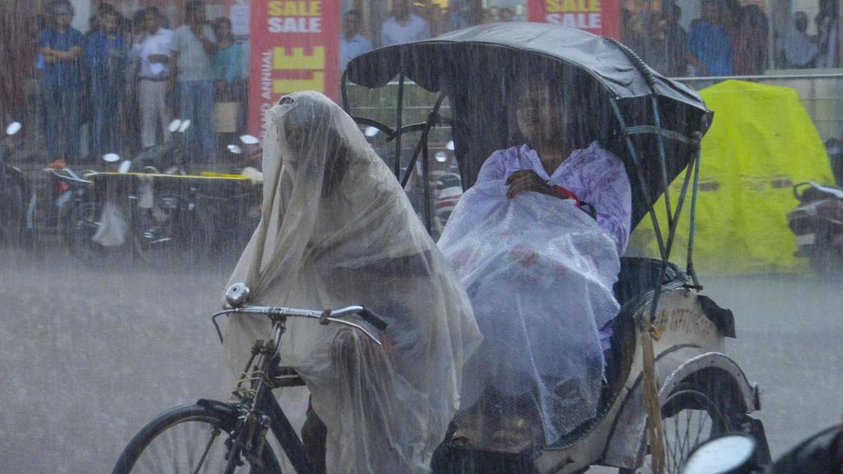 भारतीय मौसम विज्ञान विभाग ने झारखंड के दस जिलों में तेज़ बारिश के कारण बाढ़ चेतावनी जारी की
