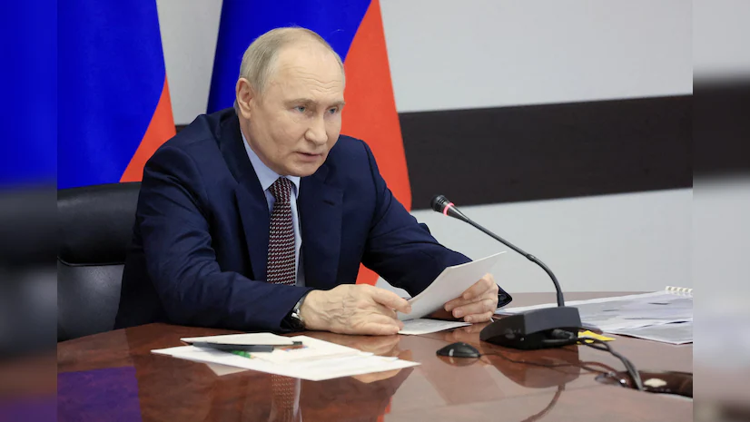 पुतिन की चेतावनी: रूस ने लंबी दूरी की मिसाइलें तैनात करने की धमकी दी